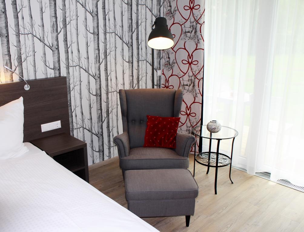 Wallner - Hotel & Wirt Arnoldstein Oda fotoğraf
